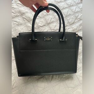 Kate Spade leather black tote bag comes with Crossbody strap